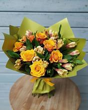 Букет цветов из:  Альстромерии и Розы в Кобяково