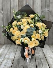 Букет цветов из:  Розы и Лизиантусы #REPLACE_PRED# Кобяково