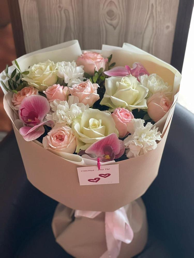 Букет цветов из: Орхидеи, Розы и Гвоздики в Кобяково