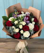 Букет цветов из:  Розы и Альстромерии в Кобяково