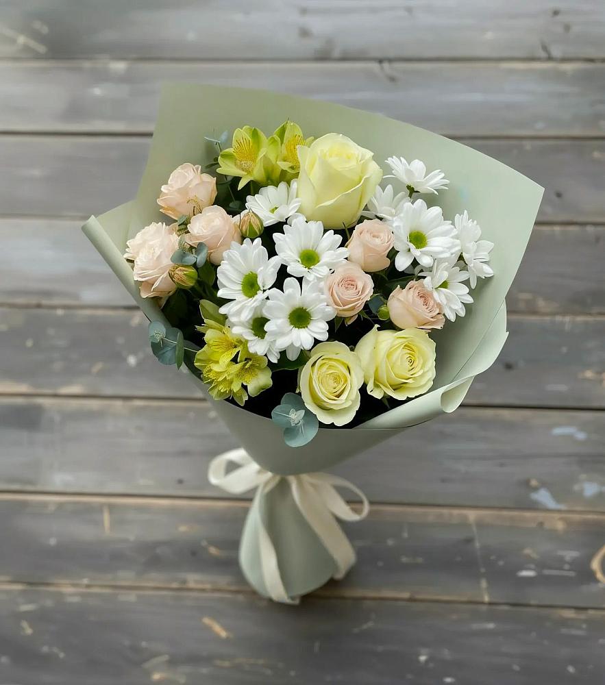 Букет цветов из: Альстромерии, Розы и Хризантемы в Кобяково