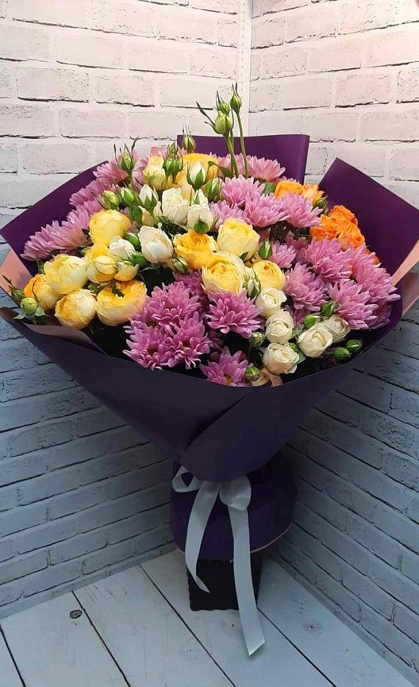 Букет цветов из: Хризантемы и Розы в Кобяково