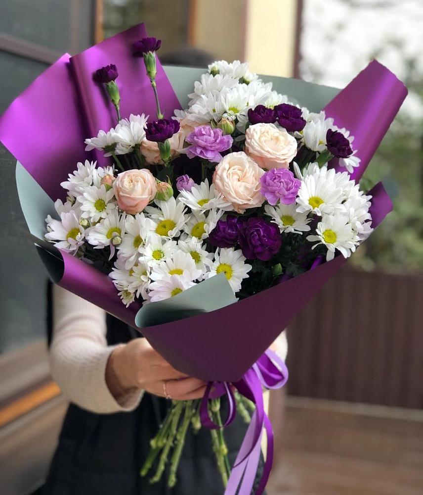 Букет цветов из: Хризантемы, Гвоздики и Розы в Кобяково