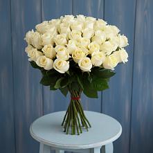 Букет 51 Белая роза Эдлесс Лав в Кобяково