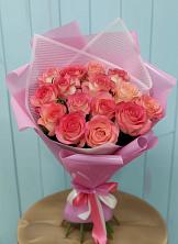 Букет 15 Розовых роз Равель в Кобяково