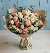 Букет цветов из:  Альстромерии и Розы в Кобяково